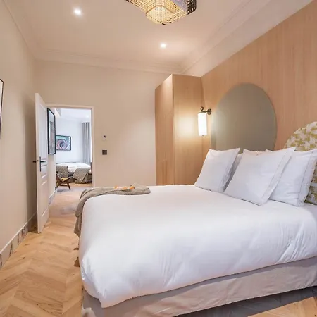 Yuna Saint-germain-des-pres - Serviced *