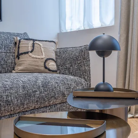 Yuna Saint-germain-des-pres - Serviced *