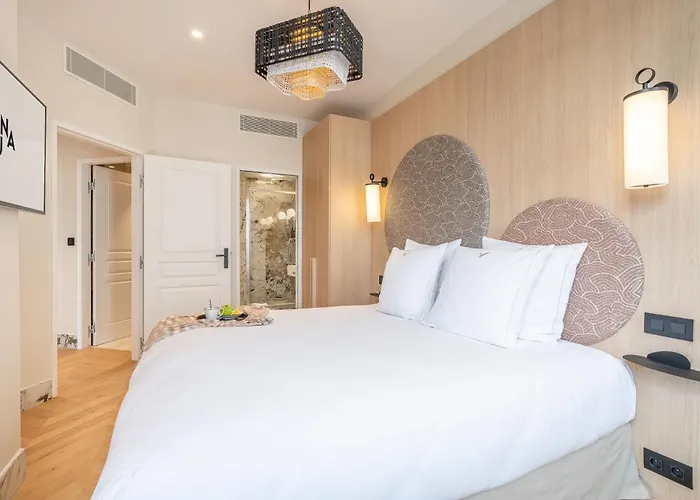 Yuna Saint-germain-des-pres - Serviced