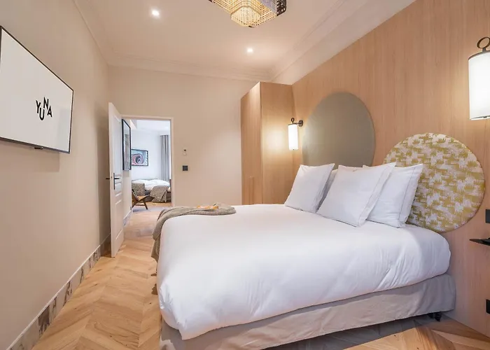 Yuna Saint-germain-des-pres - Serviced *