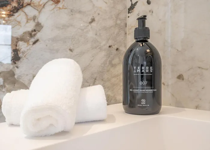 Yuna Saint-germain-des-pres - Serviced *