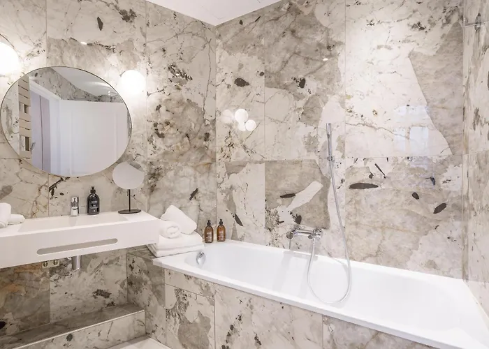 Yuna Saint-germain-des-pres - Serviced