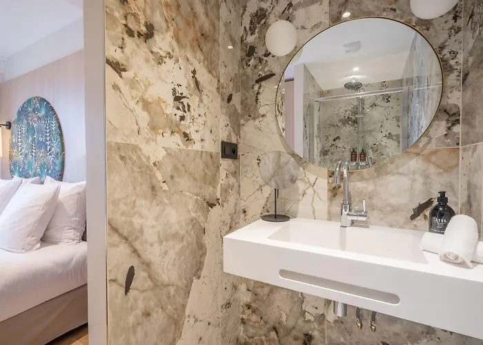 Yuna Saint-germain-des-pres - Serviced